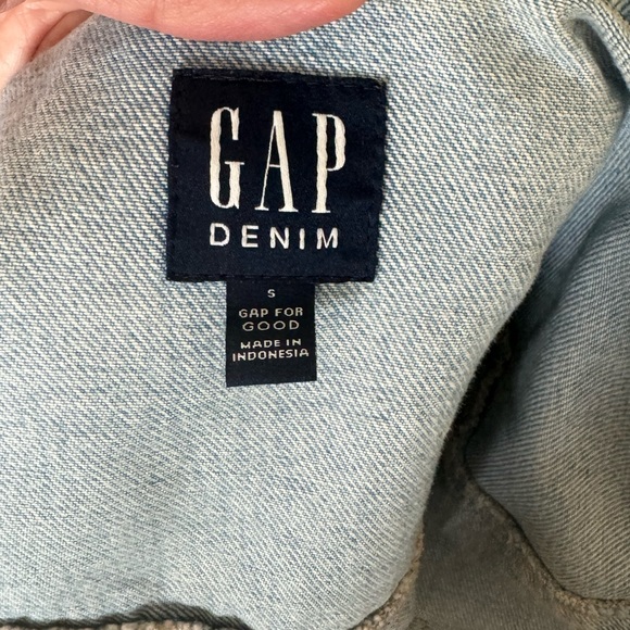 Gap denim jacket - Picture 2 of 5
